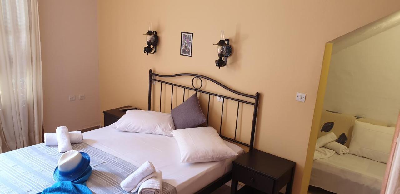 Ilios Apartments Poros Town Luaran gambar